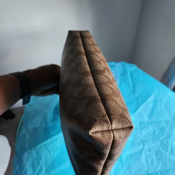 Coach Wine Signature Coated Canvas Crossbody w/Cherries EUC - Picture 5 of 11